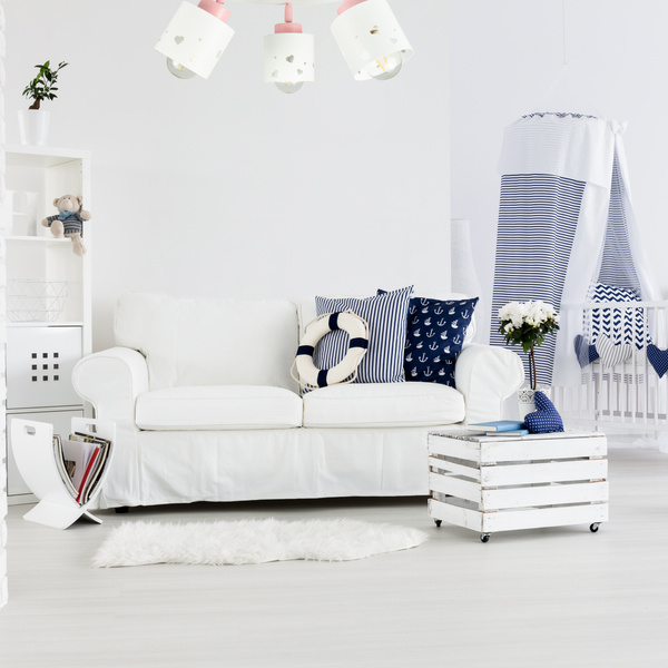 Lampa sufitowa do pokoju dziewczynki biało różowa serca 3xE27