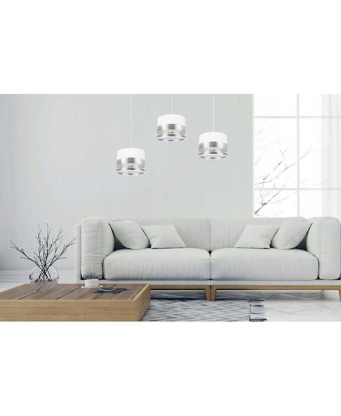 Elegancka Lampa Wisząca ze Srebrzystymi Detalami na Abażurach