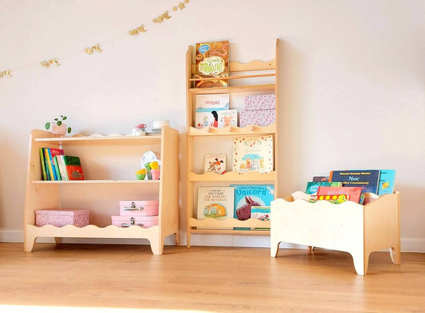 Drewniany regał na książki do pokoju dziecka Montessori Falbanka 