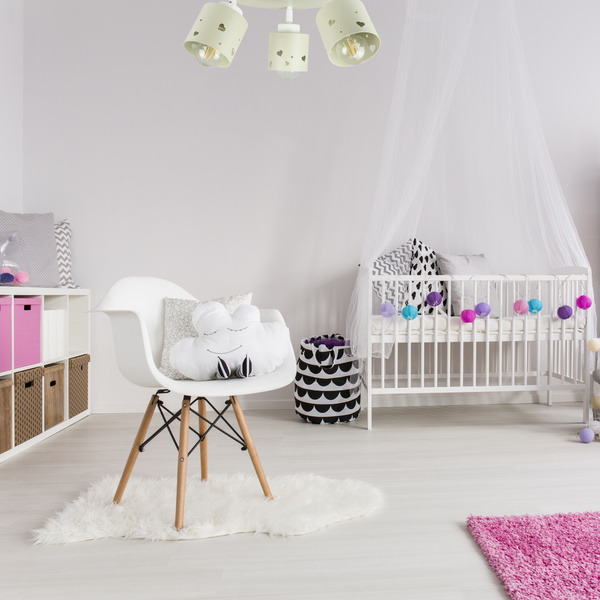 Lampa sufitowa do pokoju dziecka beżowa w serca 3xE27