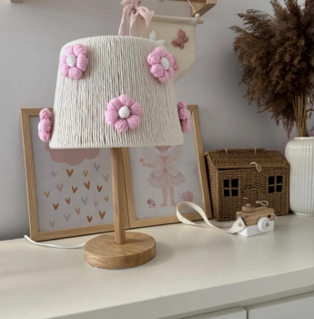 Lampka nocna do pokoju dziewczynki w stylu Boho Kwiatki Różowe