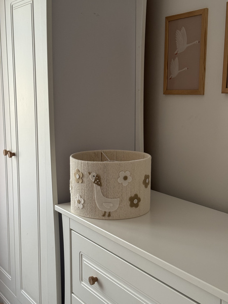 Lampa wisząca do pokoju dziewczynki w stylu boho Gąska średnica 35 cm Led 