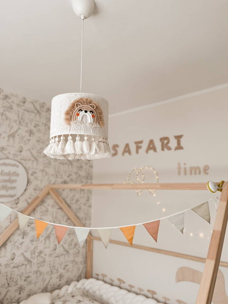 Lampa sufitowa do pokoju dziecka w stylu Boho Król Lew