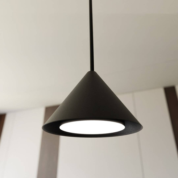 ELIT 4 BLACK