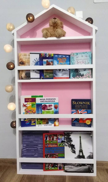 Regał na książki do pokoju dziecka, drewniana półka domek z kominem 