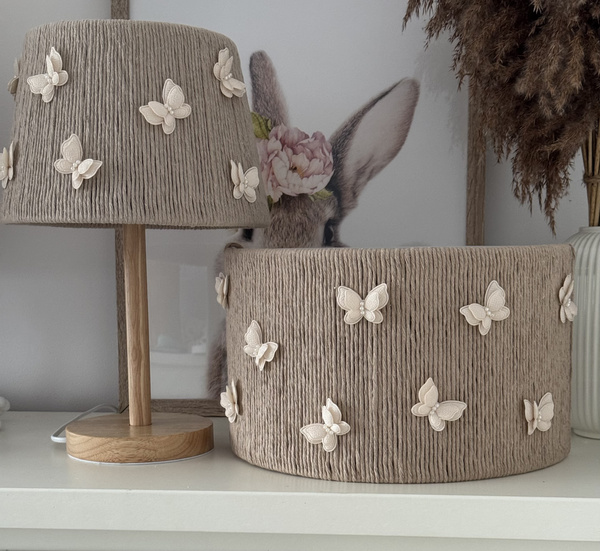 Lampka nocna do pokoju dziewczynki w stylu Boho Motylki
