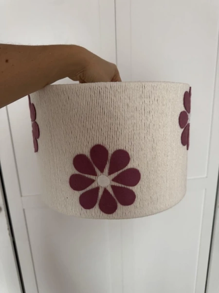 Lampa wisząca do pokoju dziewczynki w stylu boho Kwiaty średnica 30 cm Led 