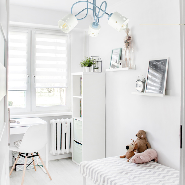 Lampa sufitowa do pokoju dziecka niebiesko-biała SERCA LOFT 3xE27