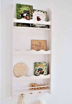 Drewniana półka wisząca FALBANKA – do pokoju dziecka, kolor bielony