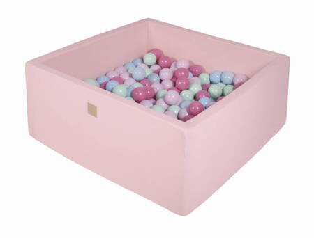 Suchy kawdratowy basen z piłeczkami pastelowy róż  dla dziewczynki  wysokość 40cm