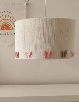 Lampa wisząca do pokoju dziewczynki w stylu Boho Motylki Kolorowe 35 cm