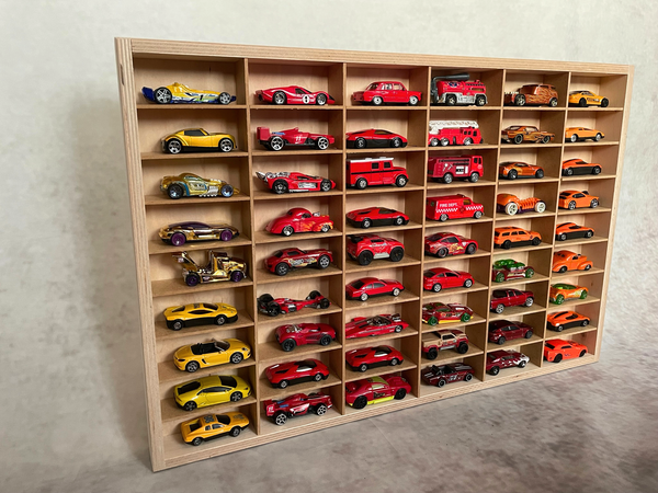Półka na resoraki Hot Wheels drewniana organizer do pokoju dziecka 54 naturalna 