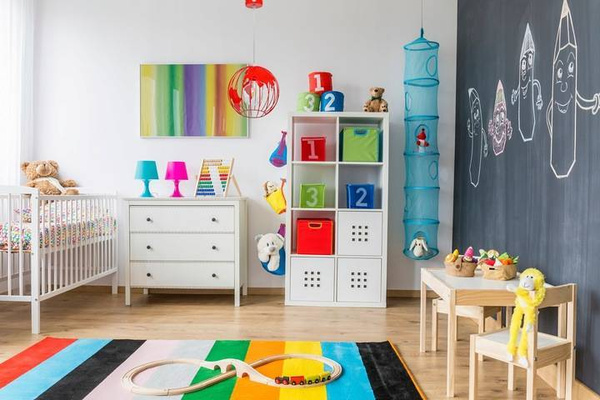 Lampa sufitowa do pokoju dziecka czerwona 1-punktowa Globus 1XE27 Led 
