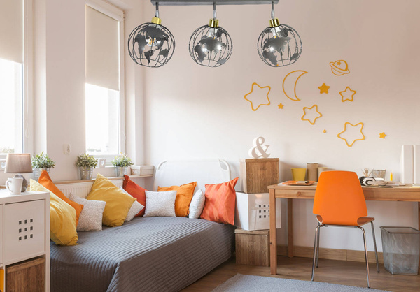 Lampa sufitowa do pokoju młodzieżowego szara Zakręcony Globus 3xE27 Led