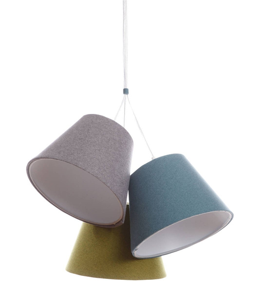 Lampa wisząca do pokoju młodzieżowego potrójna stożki 