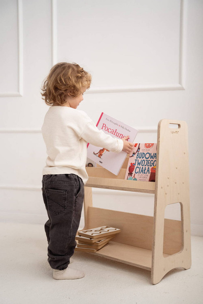 Regał do pokoju dziecięcego drewniany montessori L