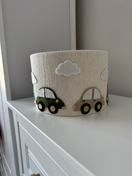 Lampa wisząca do pokoju chłopca w stylu Boho Autka średnica 30 cm 1xE27 Led 