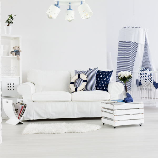 Lampa sufitowa do pokoju chłopca i dziewczynki biało - niebieska serca 3xE27