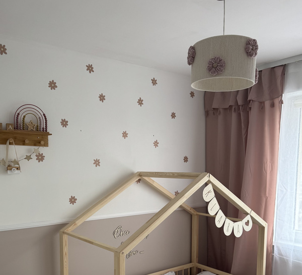 Lampa wisząca do pokoju dziewczynki w stylu Boho Kwiatki Brudny Róż 35 cm