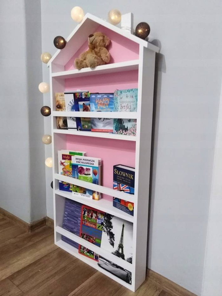 Regał na książki do pokoju dziecka, drewniana półka domek z kominem 